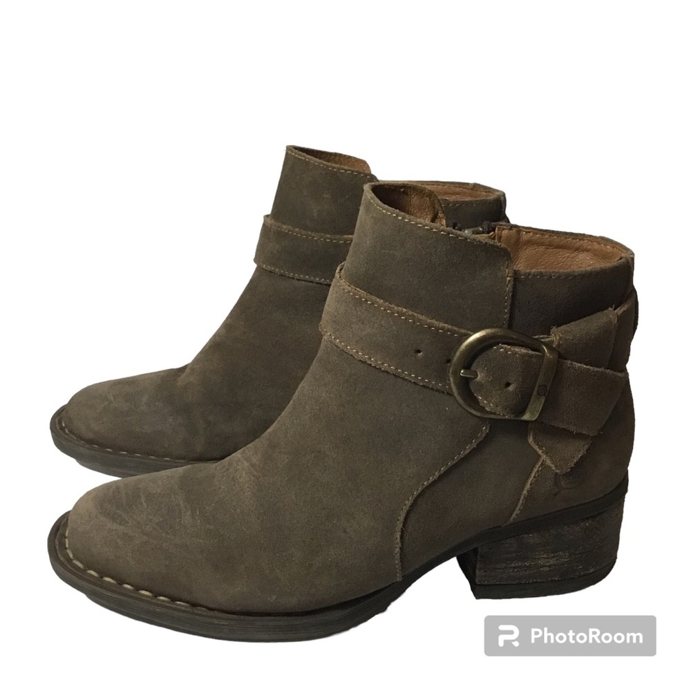 Born Women’s Morocco Brown Suede Side Zip Distressed Ankle Boots Size 5.5